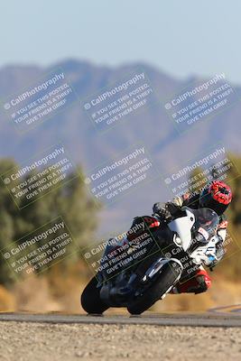 media/Jan-18-2024-Racers Edge (Thu) [[008952c709]]/B Group/Session 4 (Turn 7)/